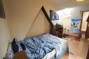 Photo 12- click for photo gallery